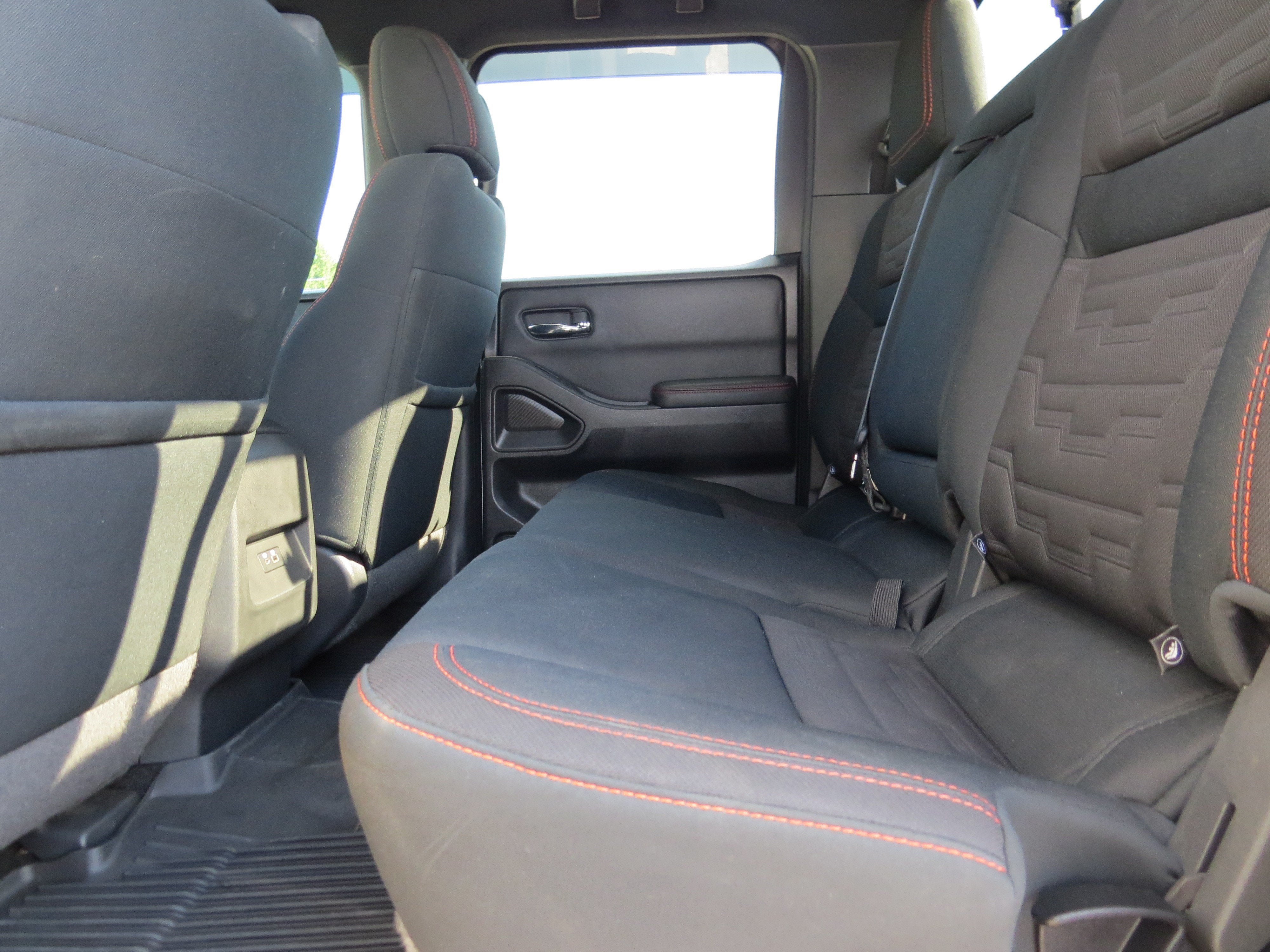 2022 Nissan Frontier Crew Cab PRO-4X 4x4