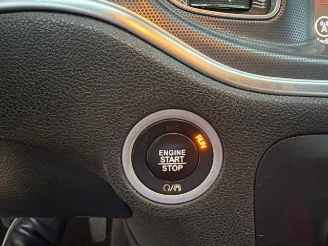 2017 Dodge Charger SXT