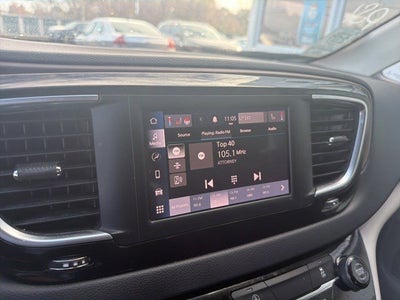 2022 Chrysler Voyager LX