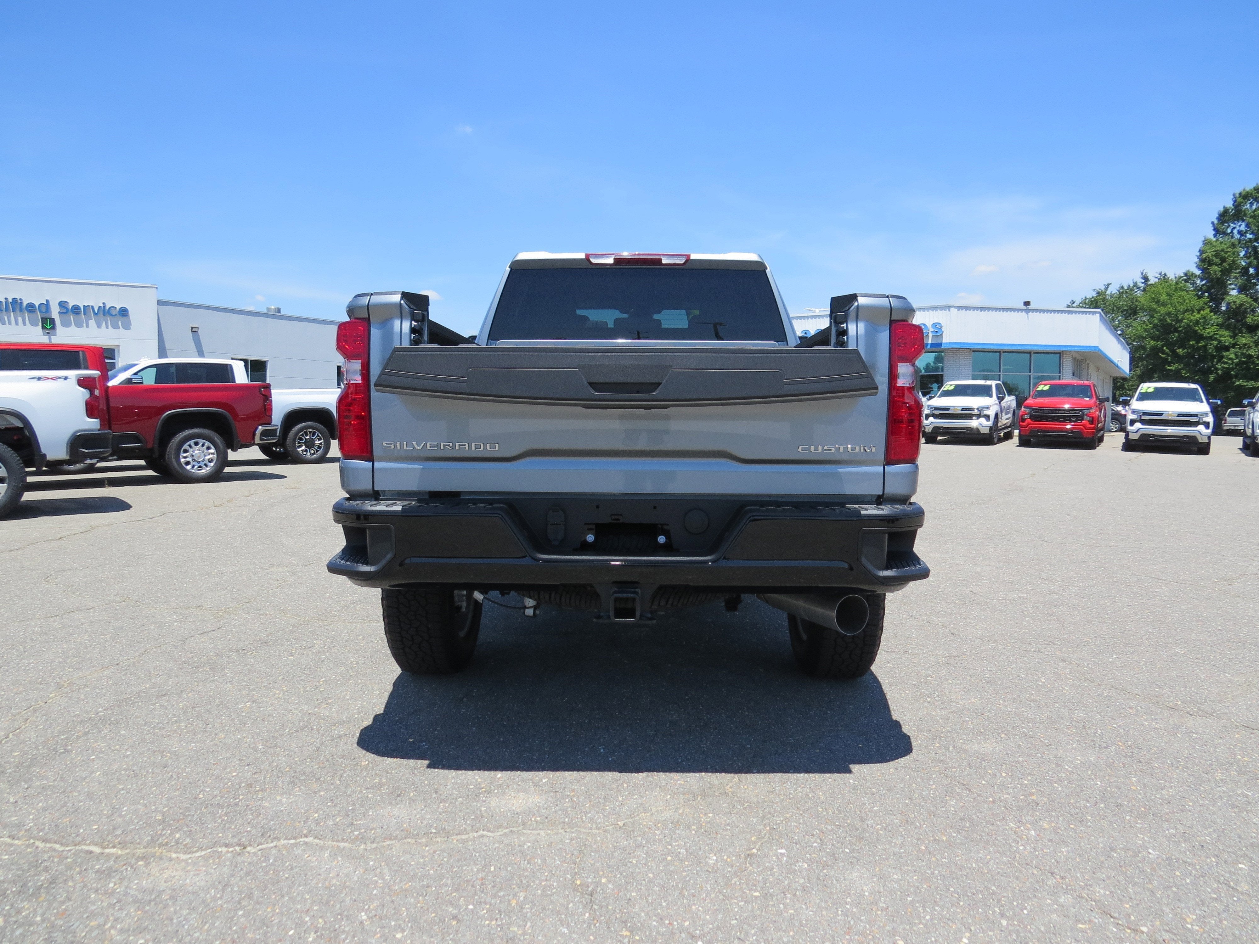 2026 Chevrolet Silverado 2500 HD Custom