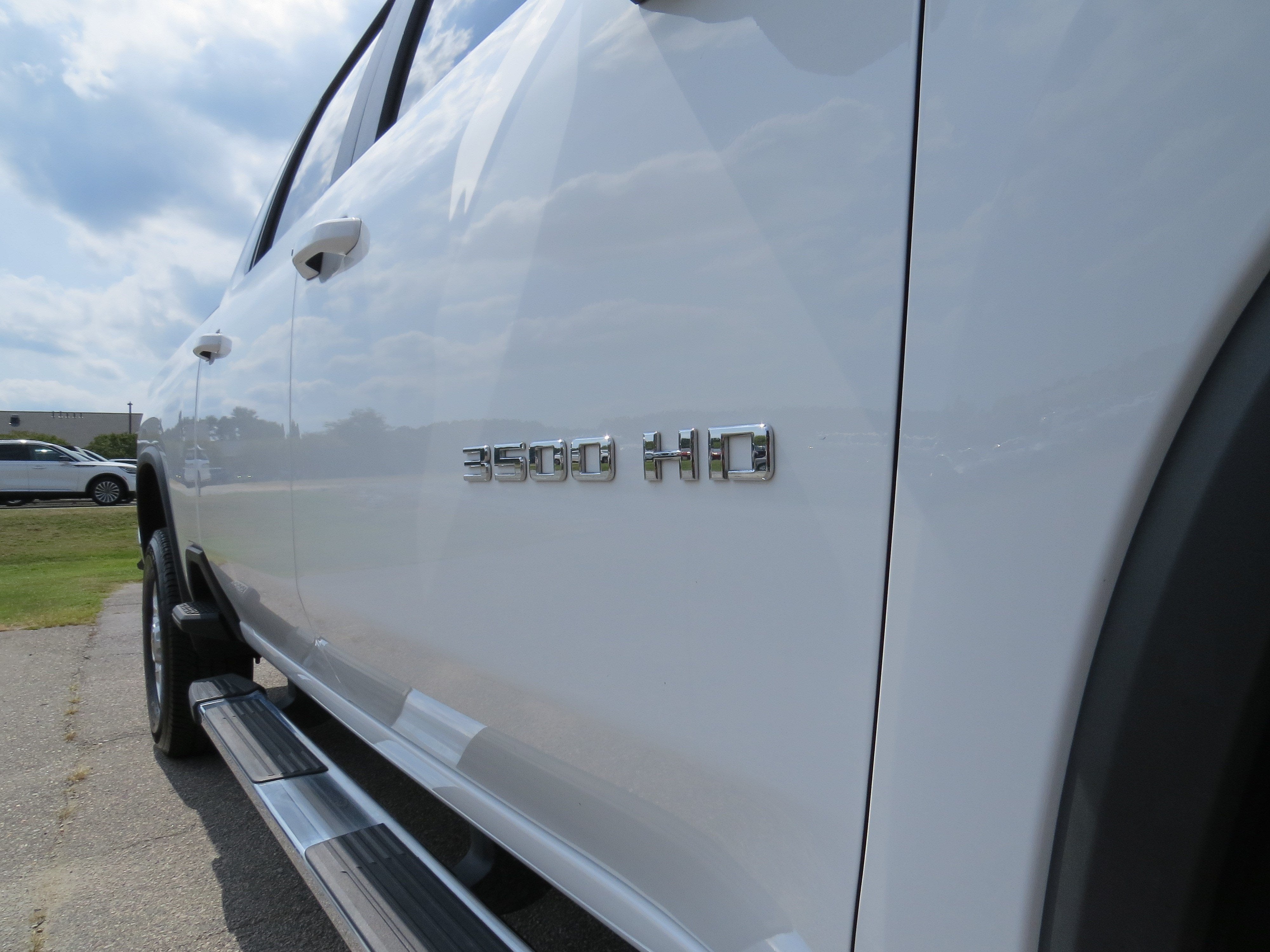2025 Chevrolet Silverado 3500 HD LT