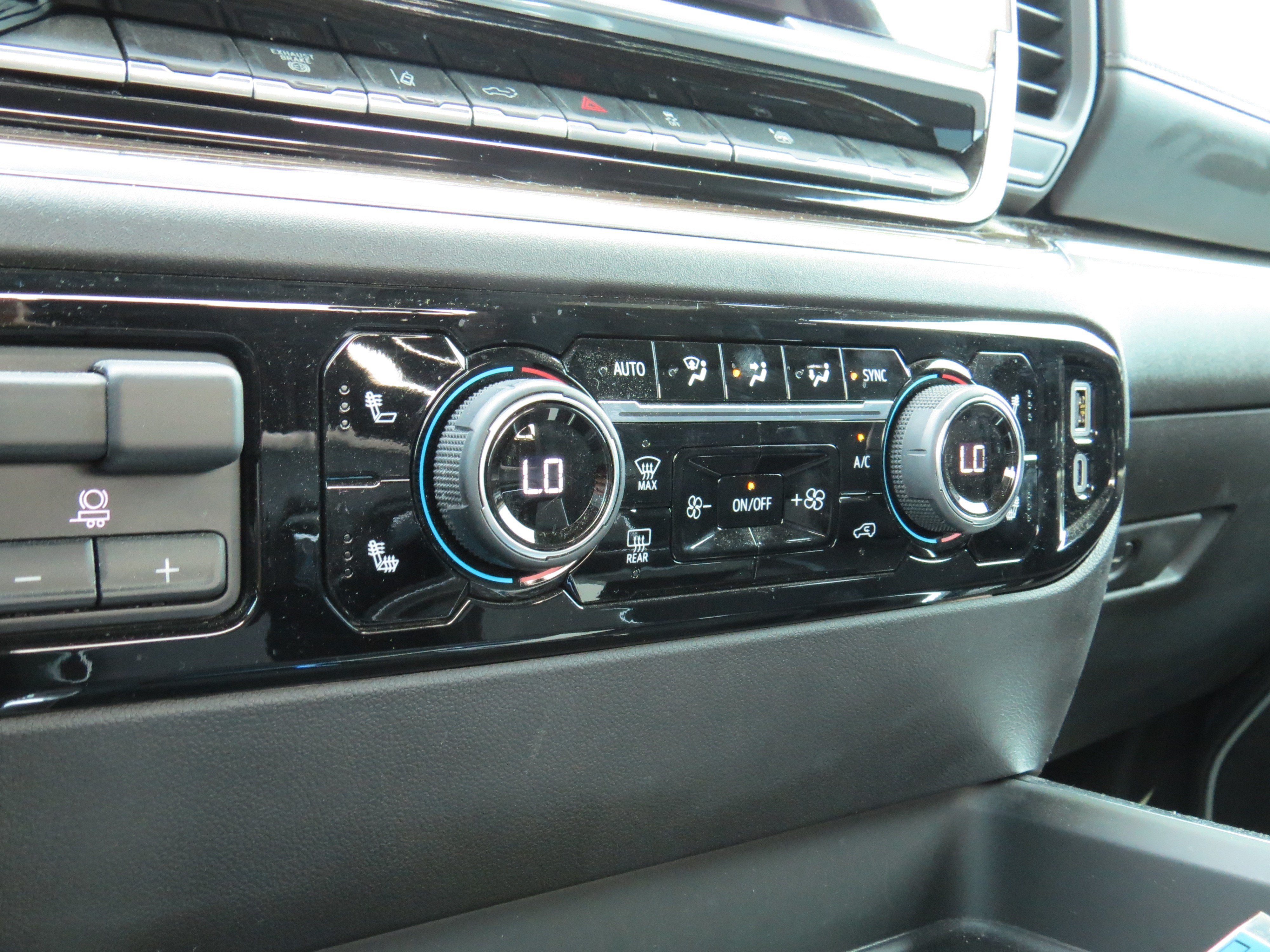 2025 Chevrolet Silverado 3500 HD LT