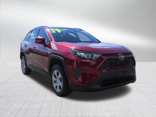 2019 Toyota RAV4 LE
