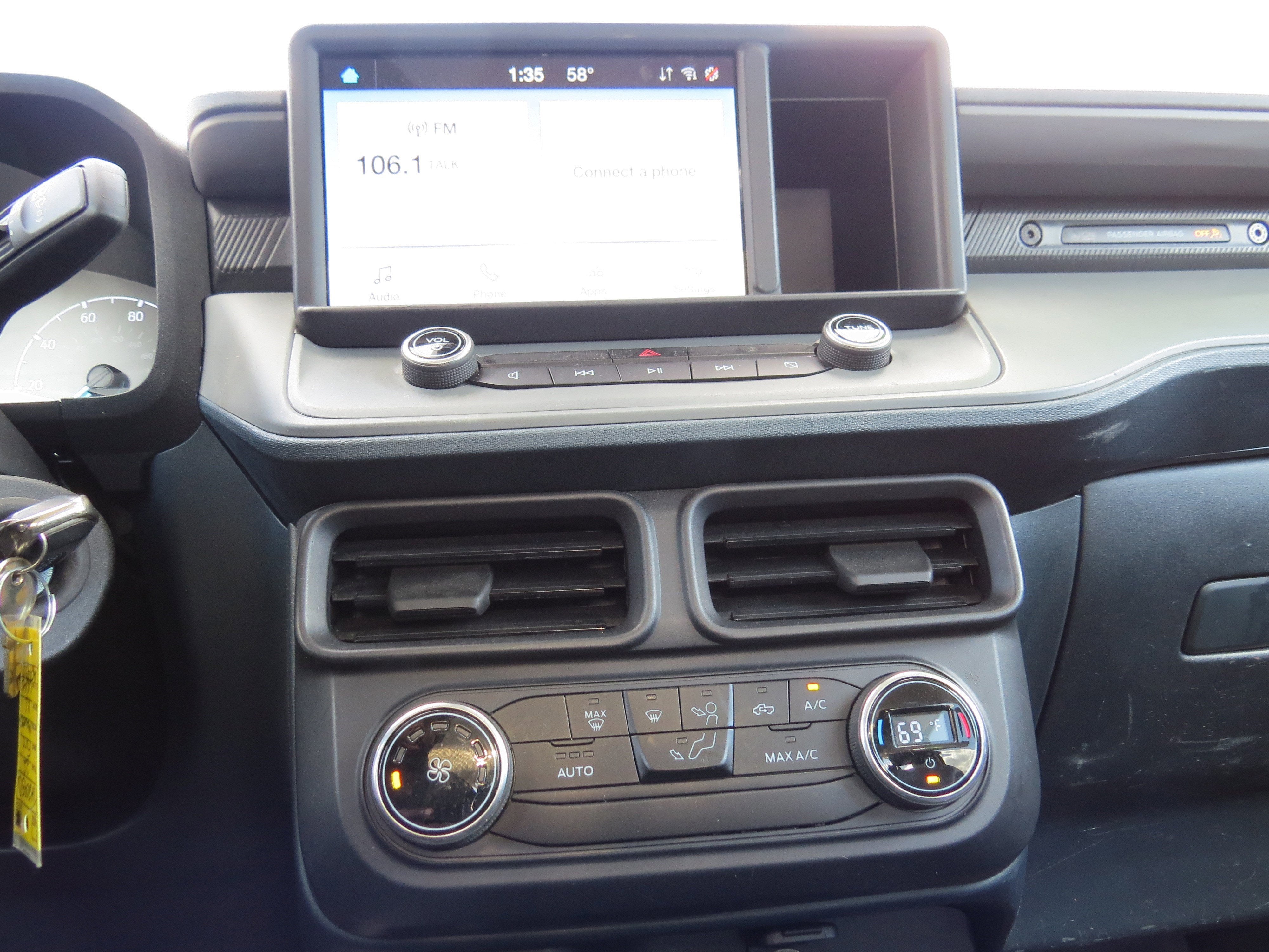 2022 Ford Maverick XL