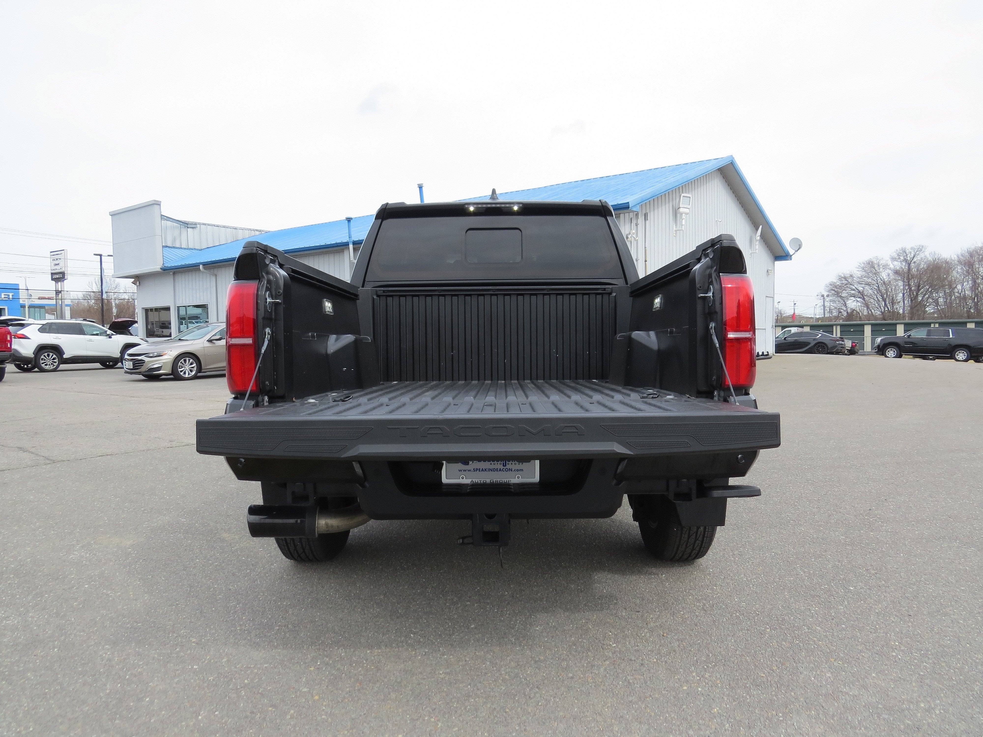 2024 Toyota Tacoma 4WD SR5