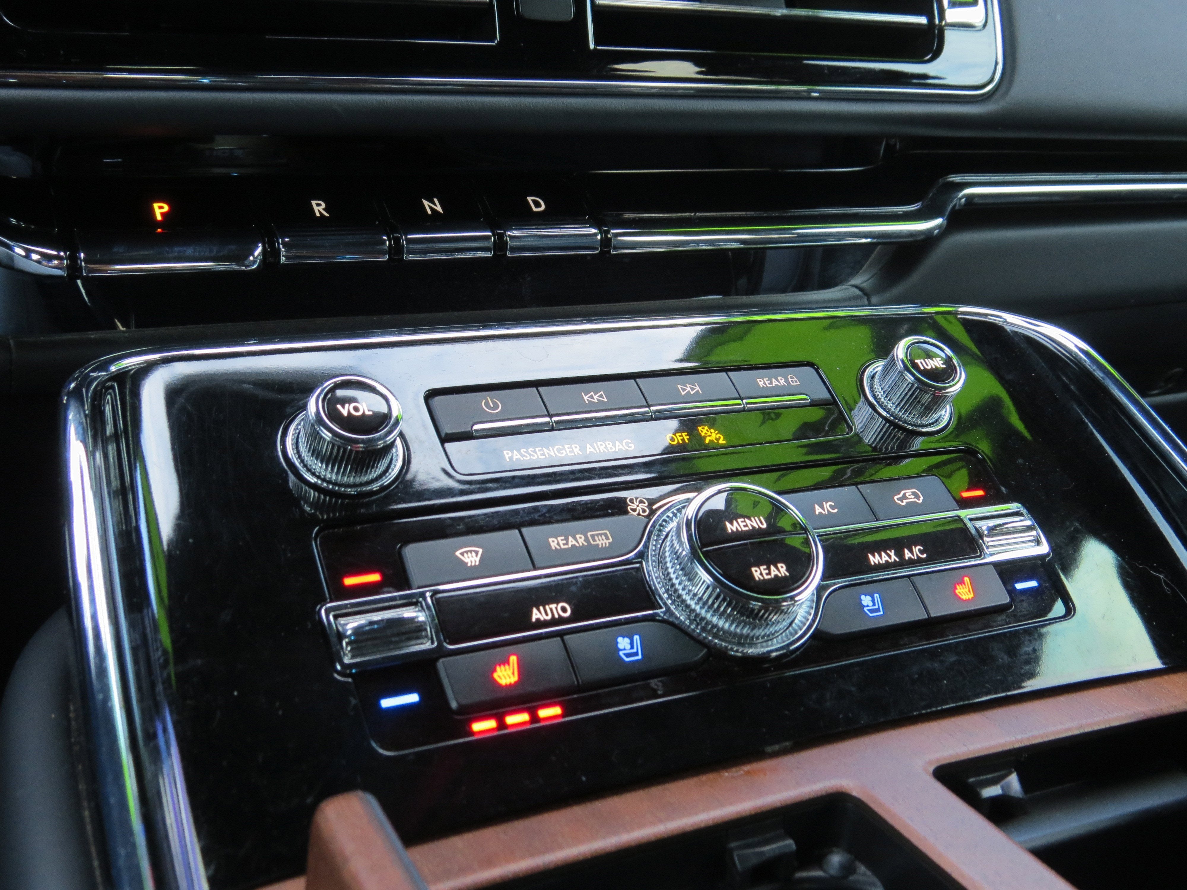 2024 Lincoln Navigator Black Label