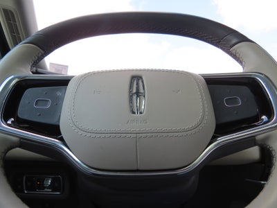 2025 Lincoln Nautilus Reserve