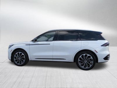 2025 Lincoln Nautilus Reserve