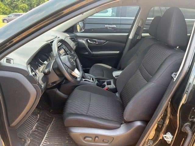 2020 Nissan Rogue SV FWD