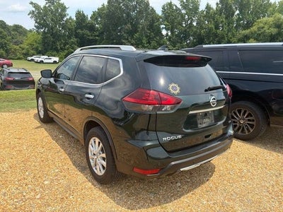 2020 Nissan Rogue SV FWD
