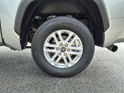 2024 Toyota Tundra 4WD SR5