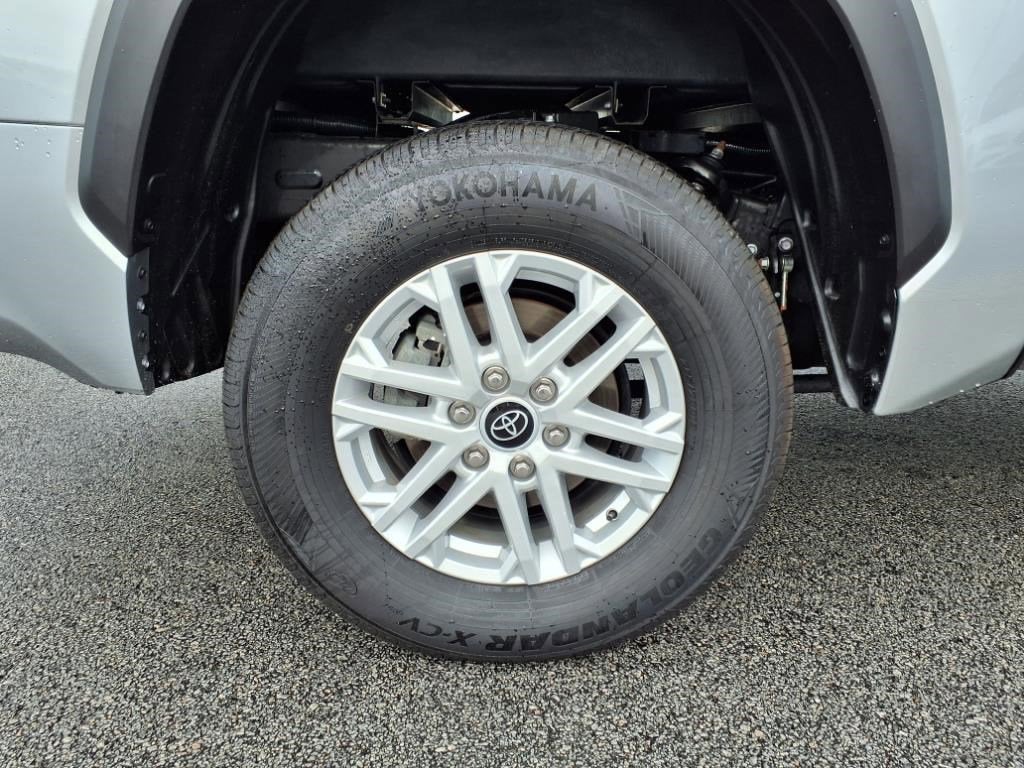 2024 Toyota Tundra 4WD SR5