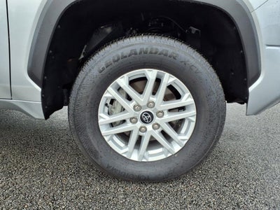 2024 Toyota Tundra 4WD SR5