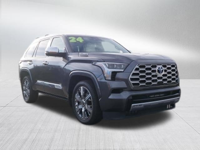 2024 Toyota Sequoia SR5