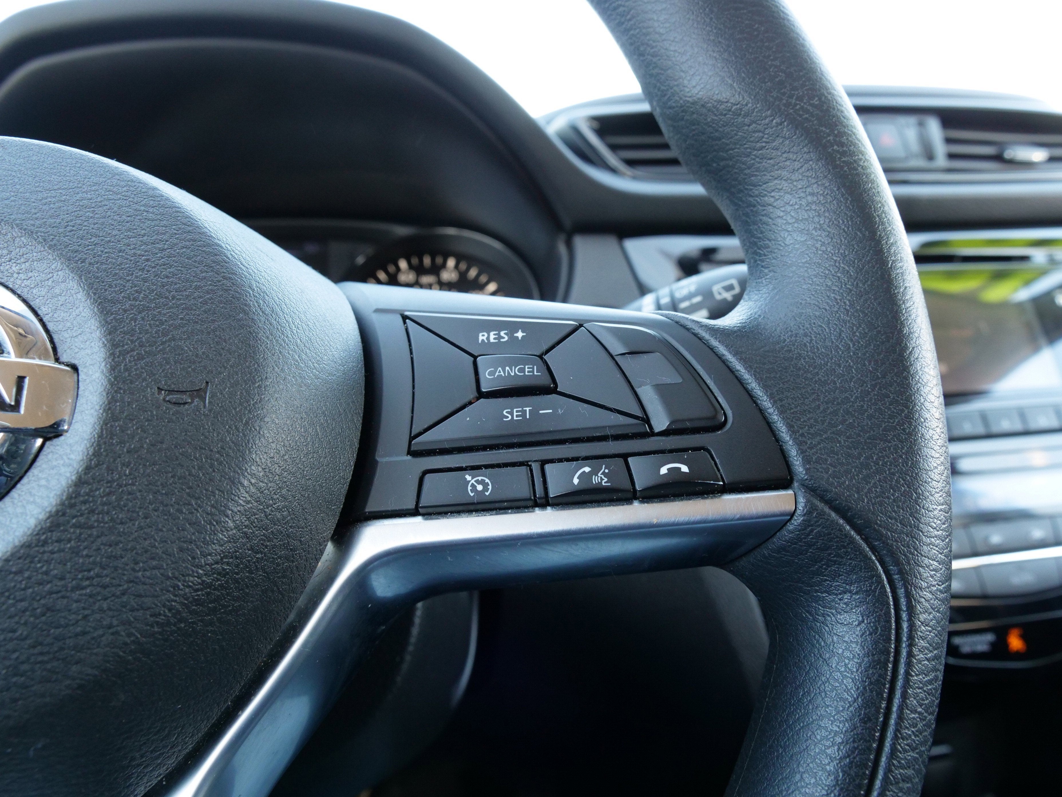 2018 Nissan Rogue Sport SV