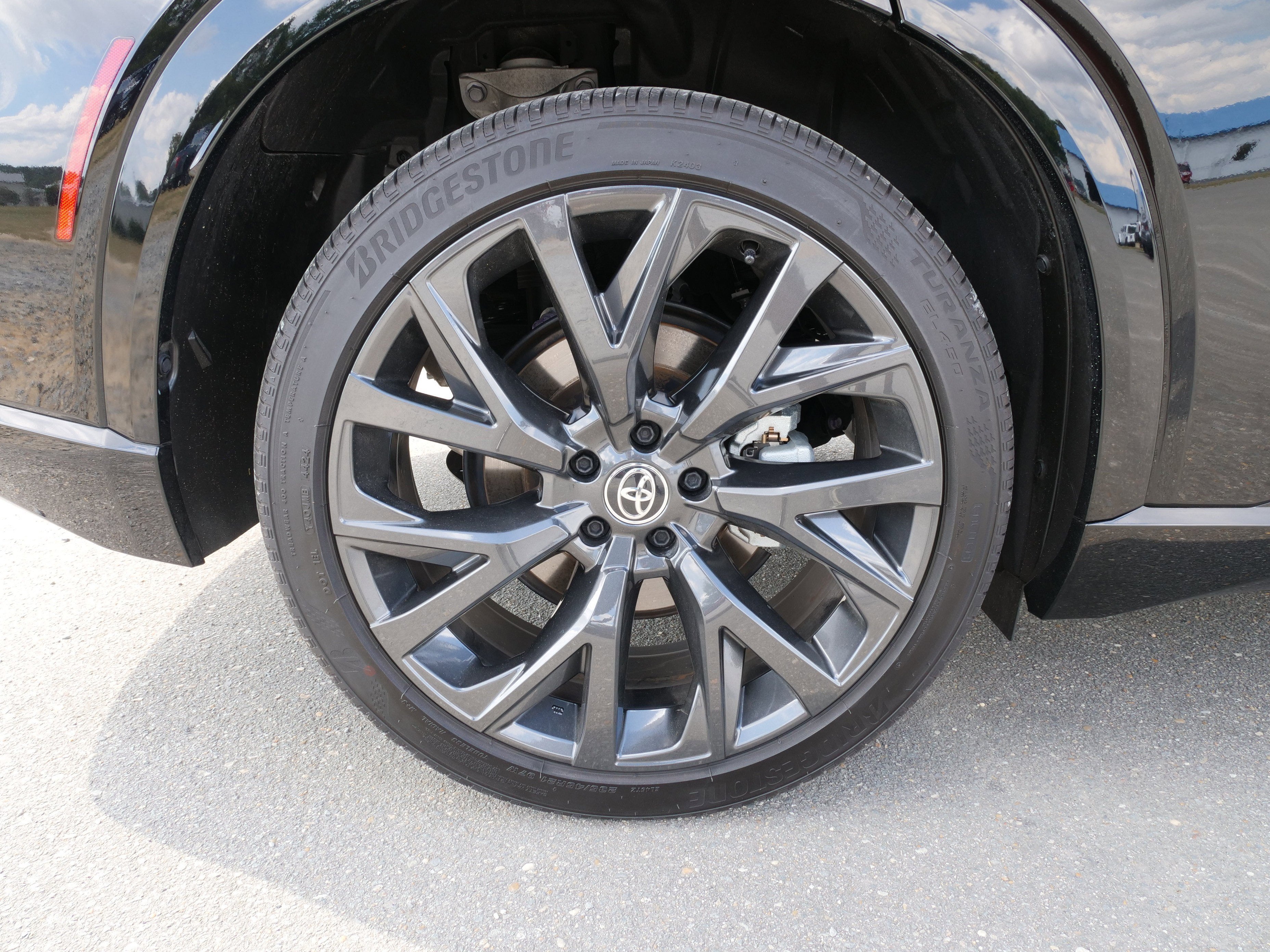 2025 Toyota Crown Signia XLE