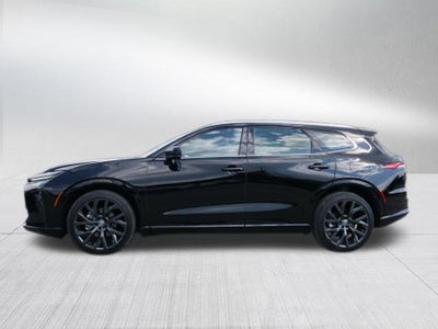 2025 Toyota Crown Signia XLE