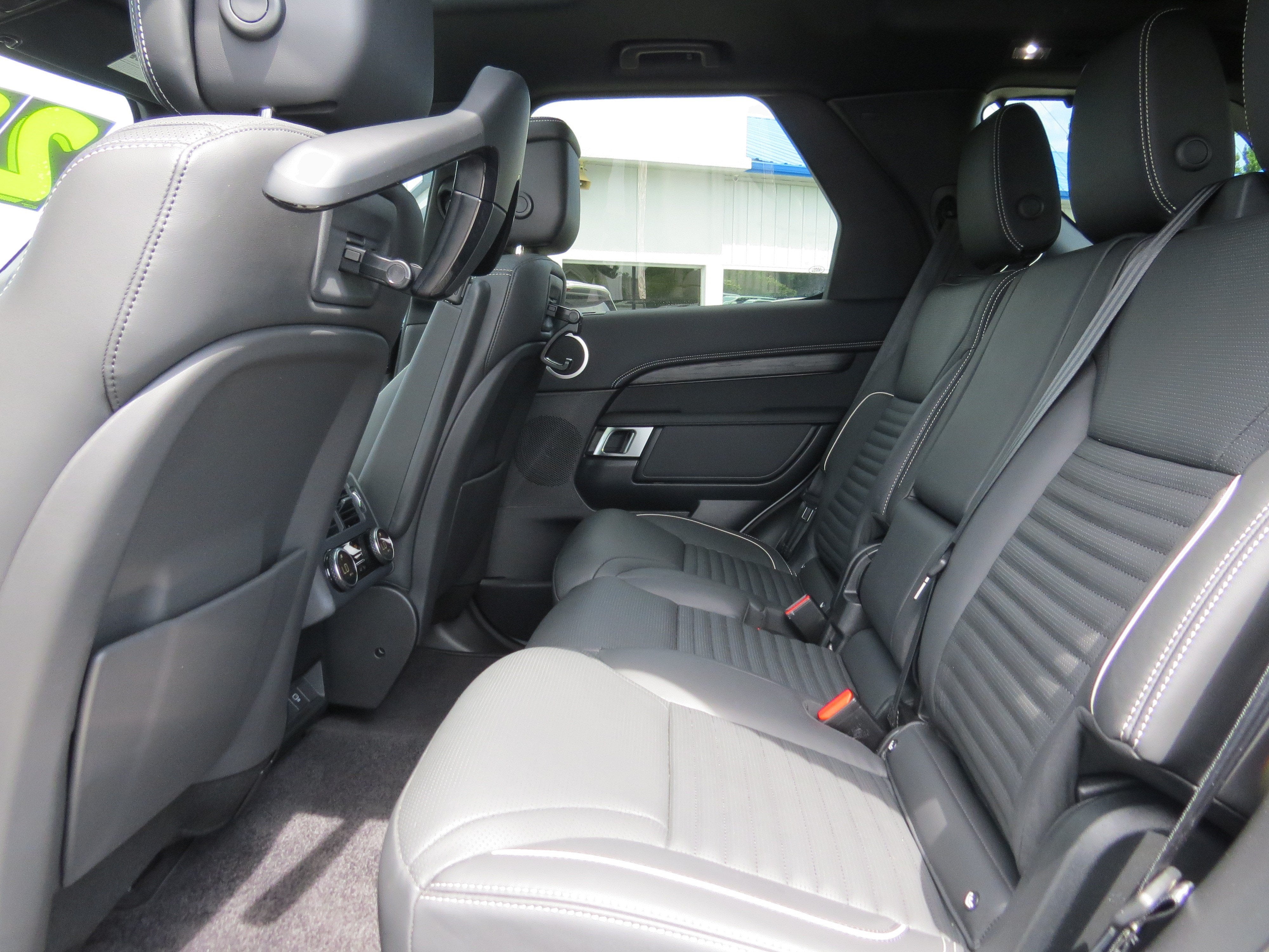 2023 Land Rover Discovery S R-Dynamic