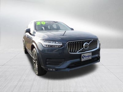 2020 Volvo XC90 Momentum