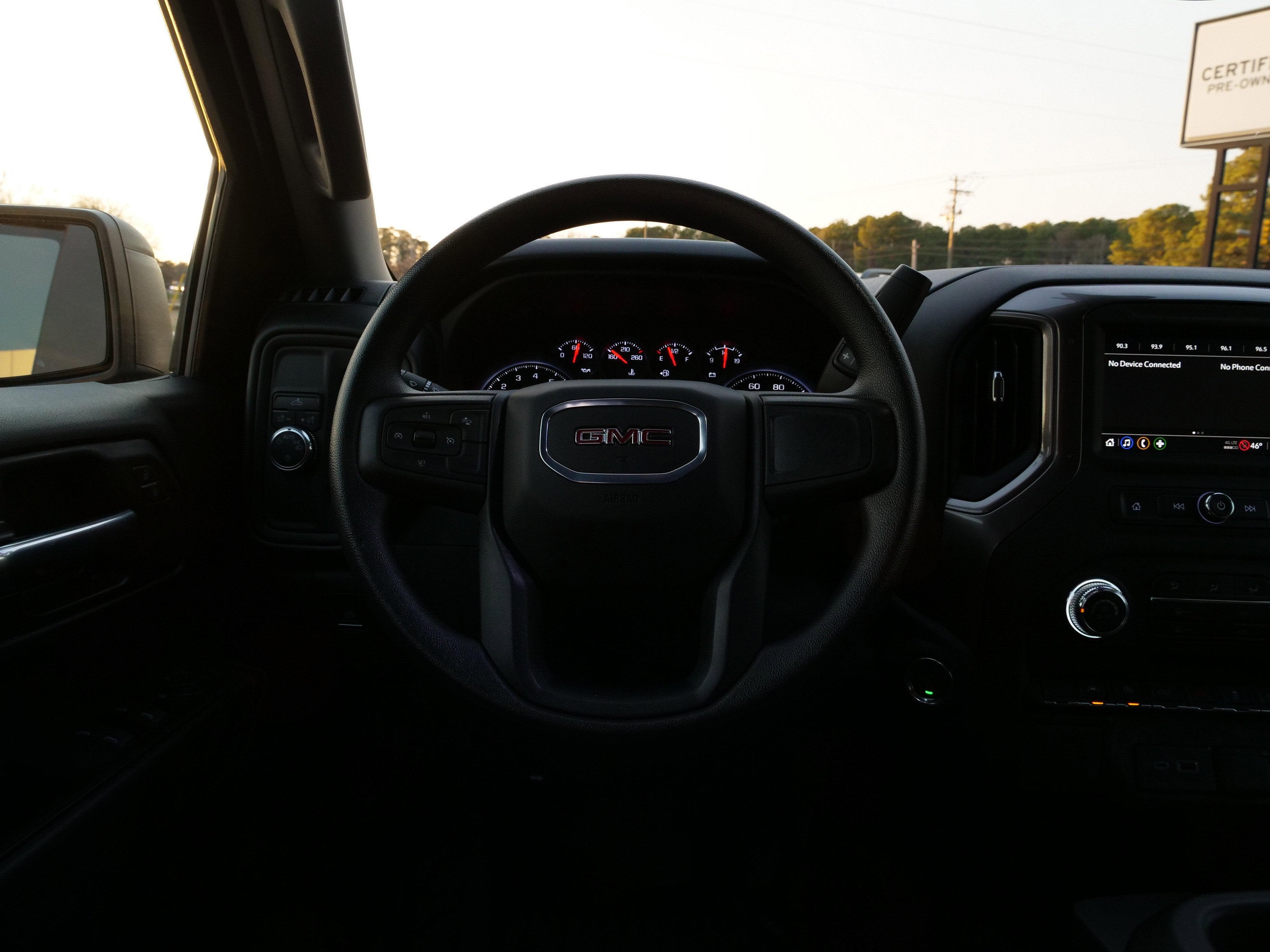 2025 GMC Sierra 1500 Pro