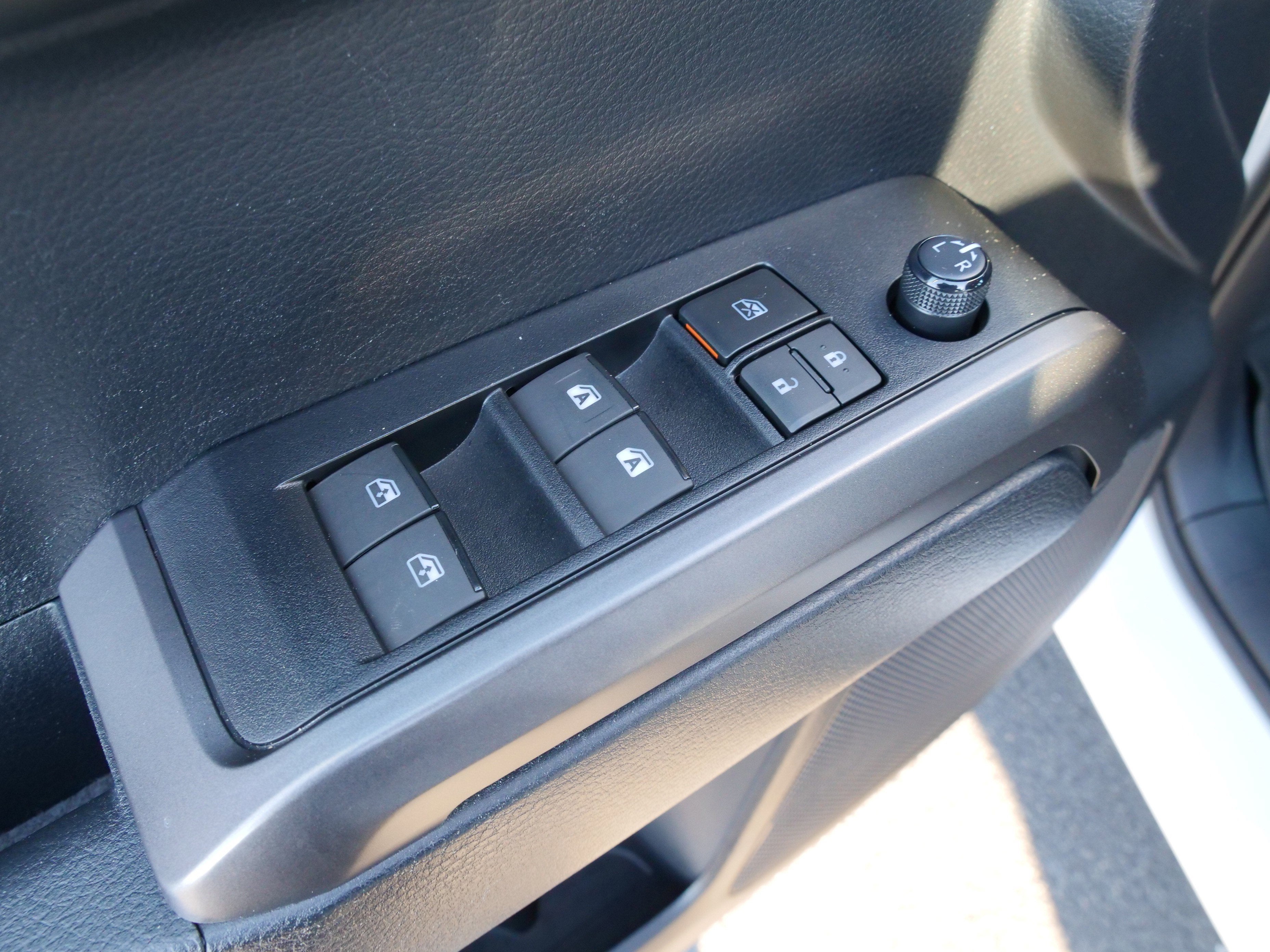 2021 Toyota Tacoma 2WD SR5