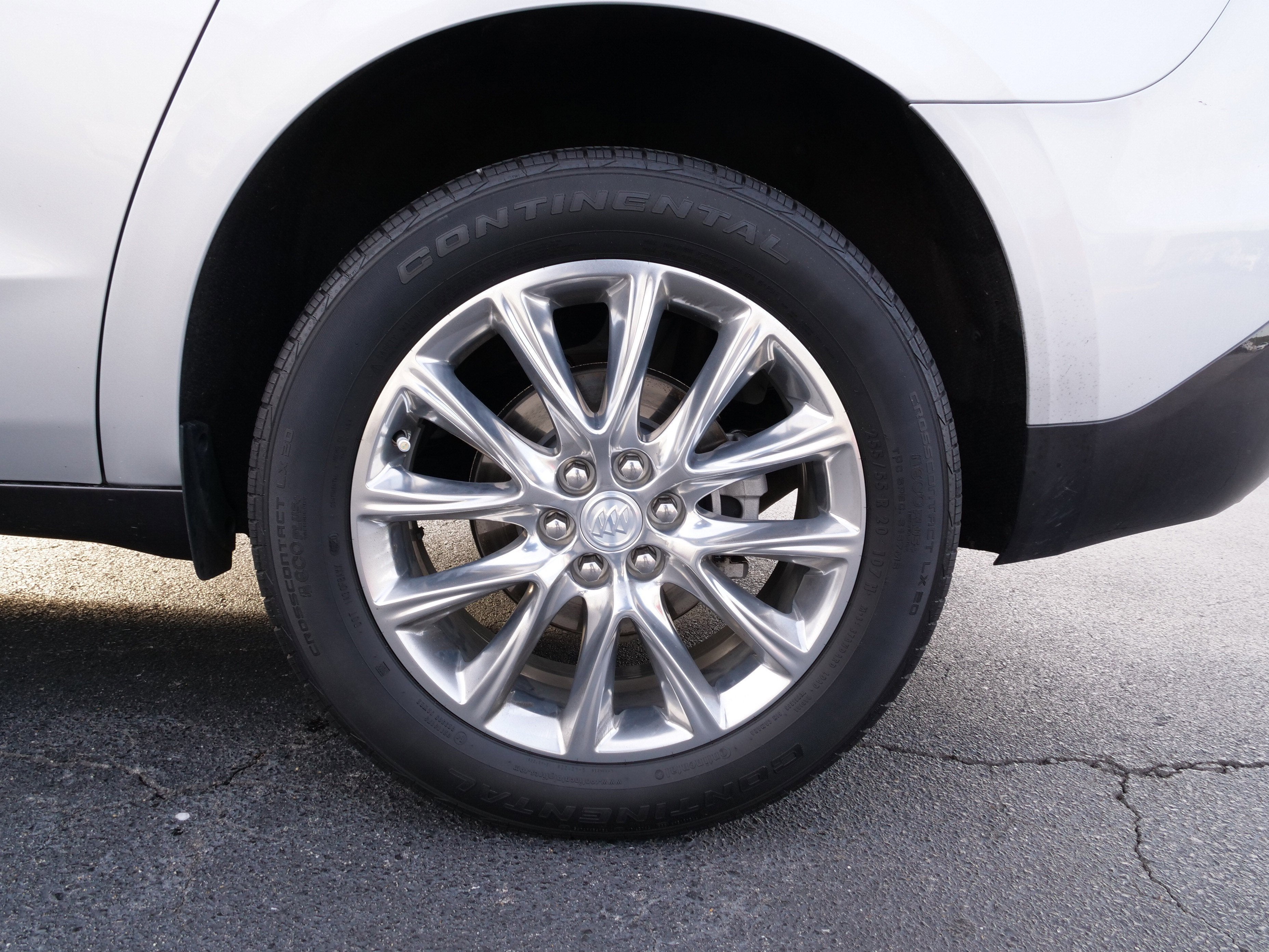 2021 Buick Enclave Essence