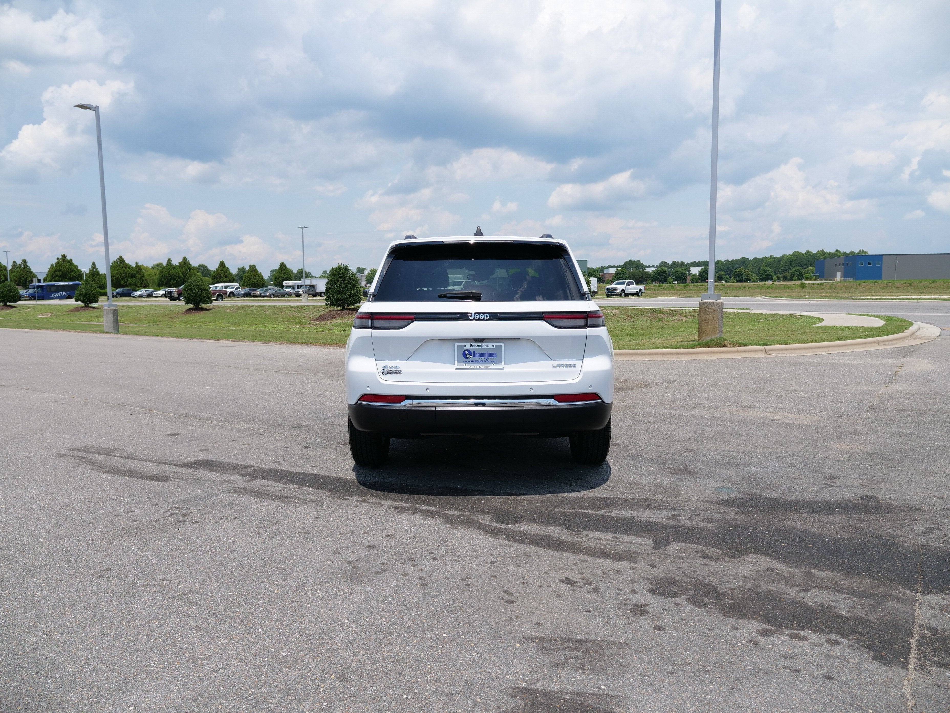 2023 Jeep Grand Cherokee Laredo