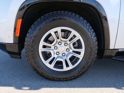2024 Jeep Wagoneer L Base