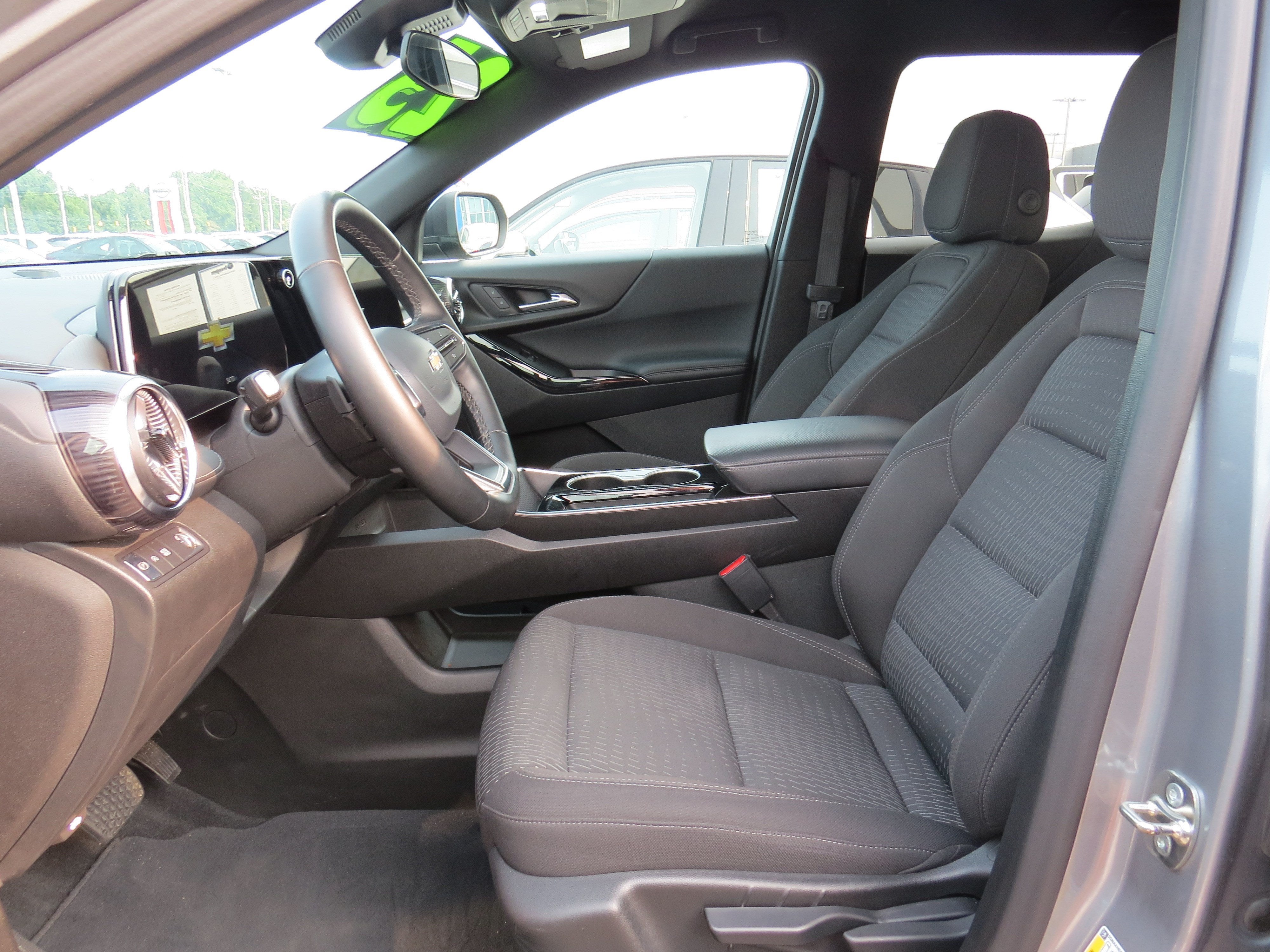 2025 Chevrolet Equinox FWD LT