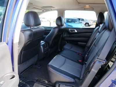 2019 Nissan Pathfinder SL