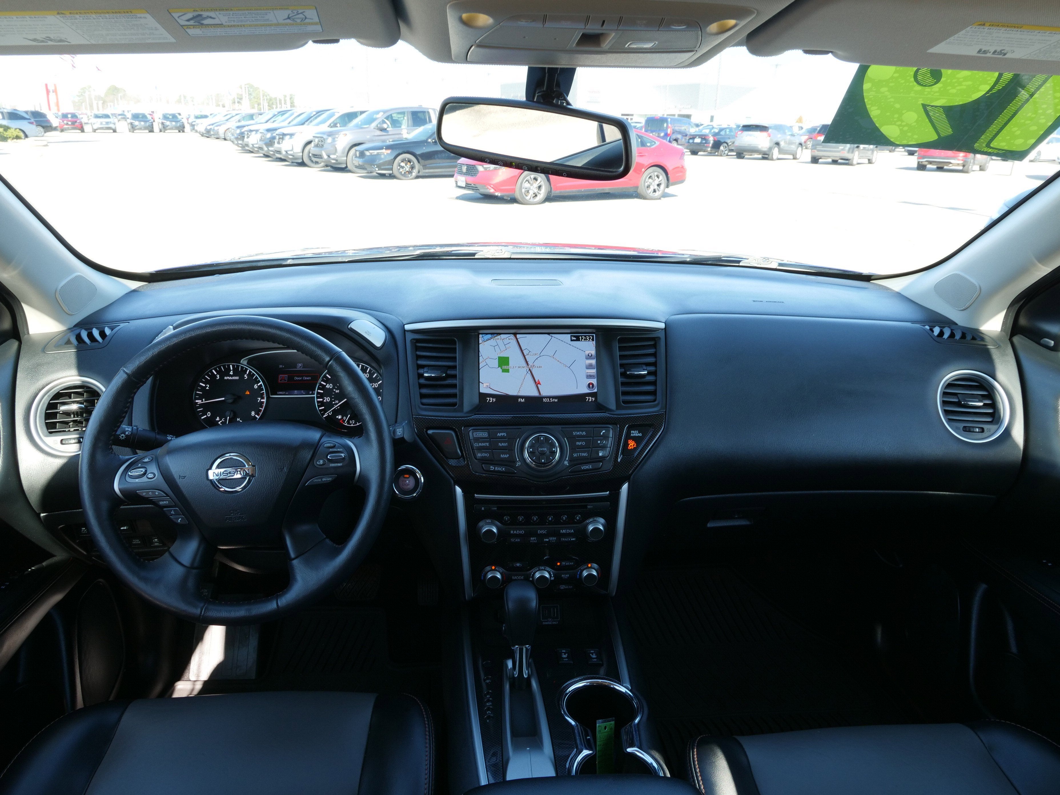 2019 Nissan Pathfinder SL