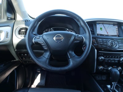 2019 Nissan Pathfinder SL