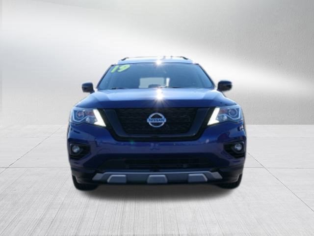 2019 Nissan Pathfinder SL