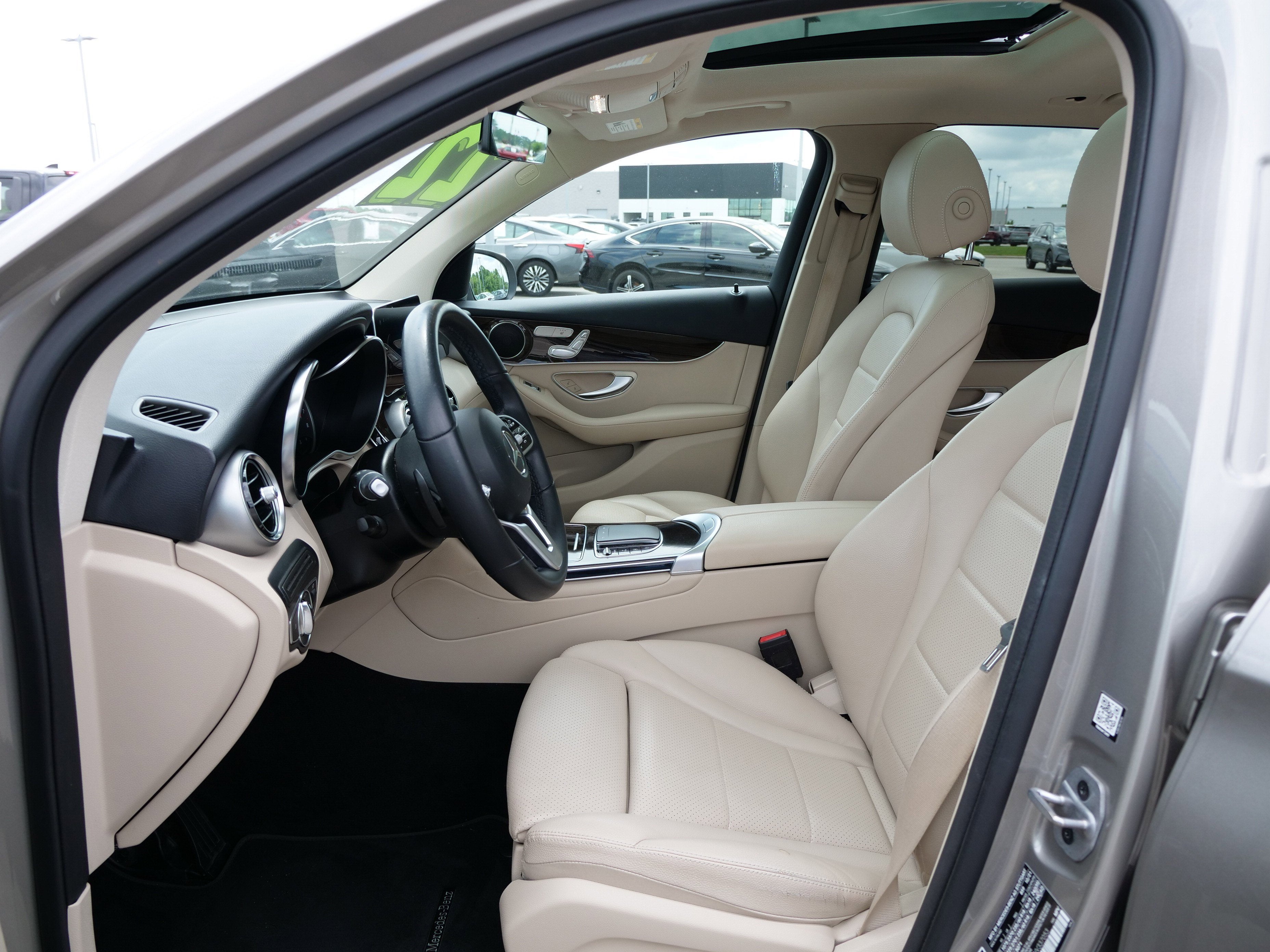 2022 Mercedes-Benz GLC GLC 300