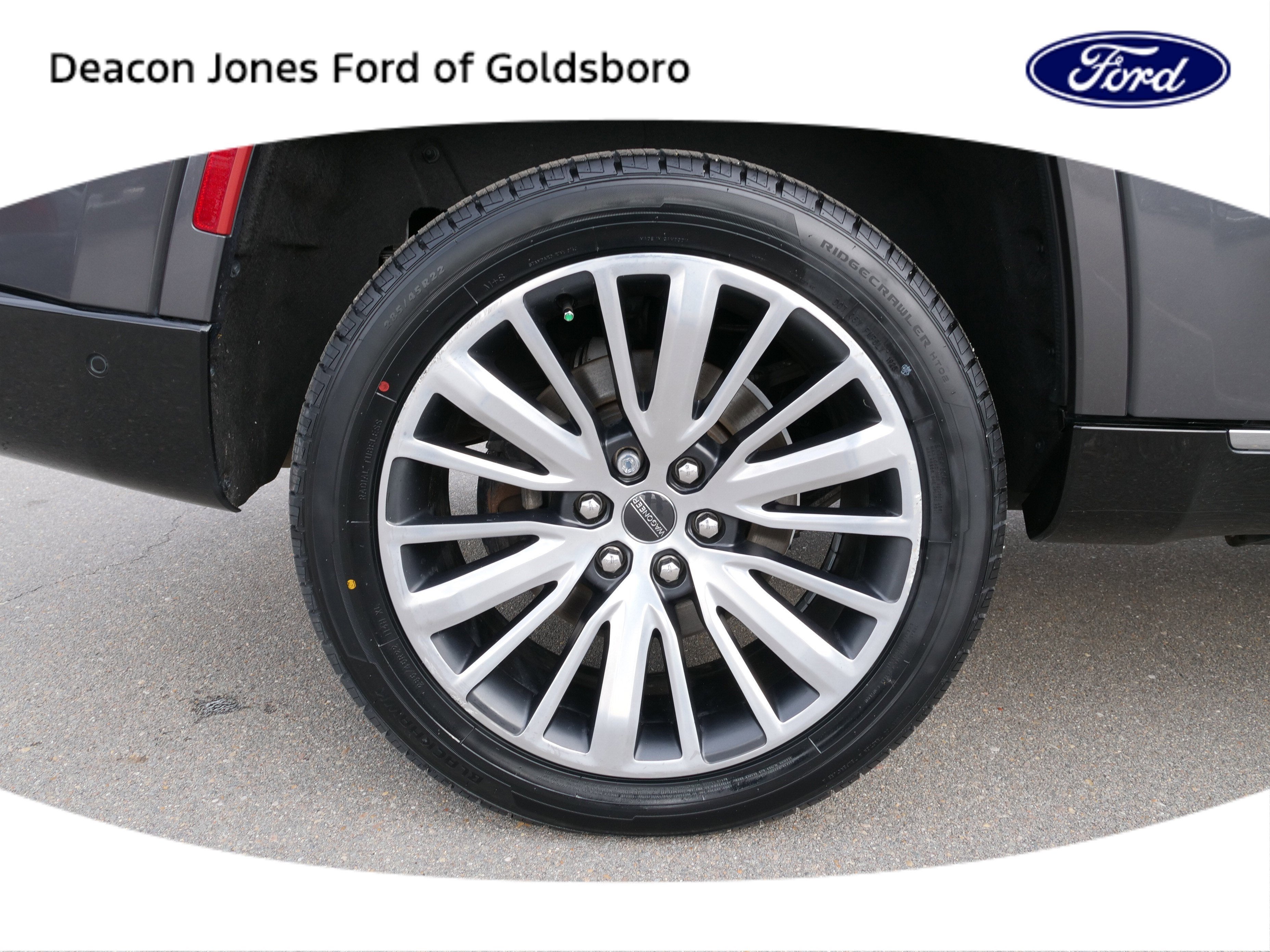 2022 Jeep Grand Wagoneer Series III