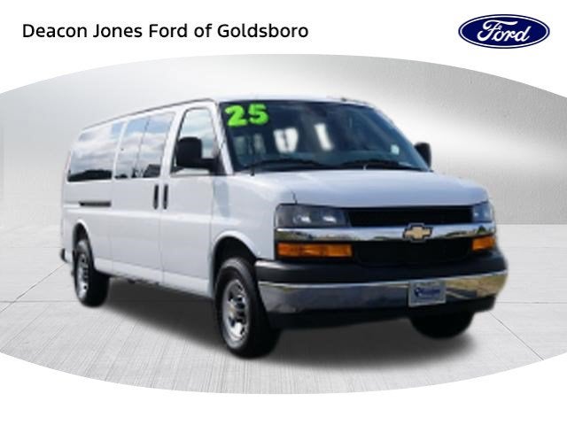 2025 Chevrolet Express Passenger LT