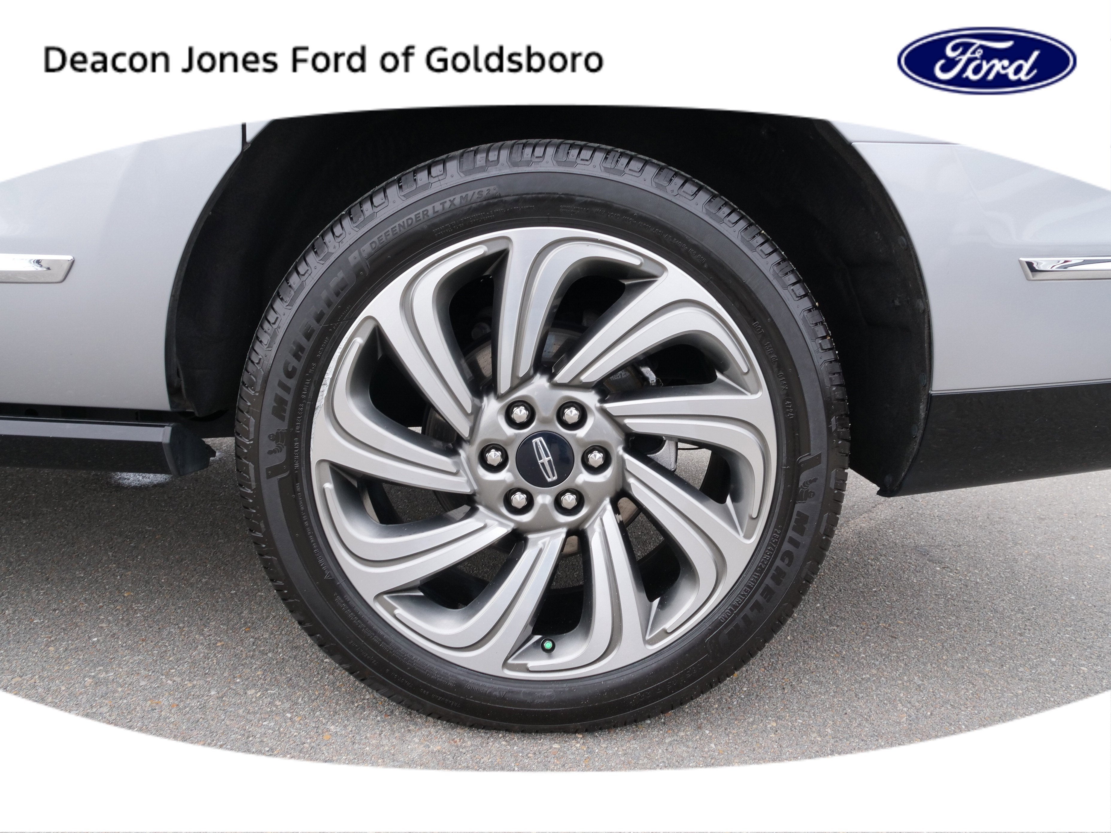 2023 Lincoln Navigator L Reserve