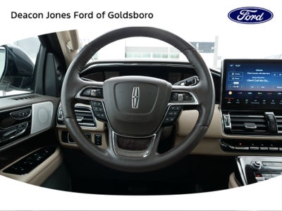 2023 Lincoln Navigator L Reserve