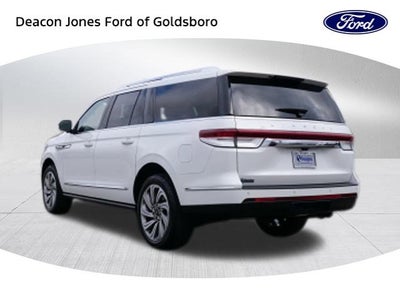 2023 Lincoln Navigator L Reserve