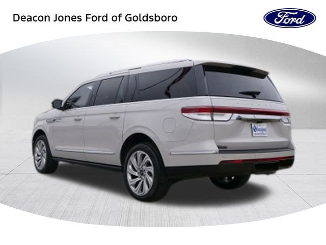 2024 Lincoln Navigator L Reserve