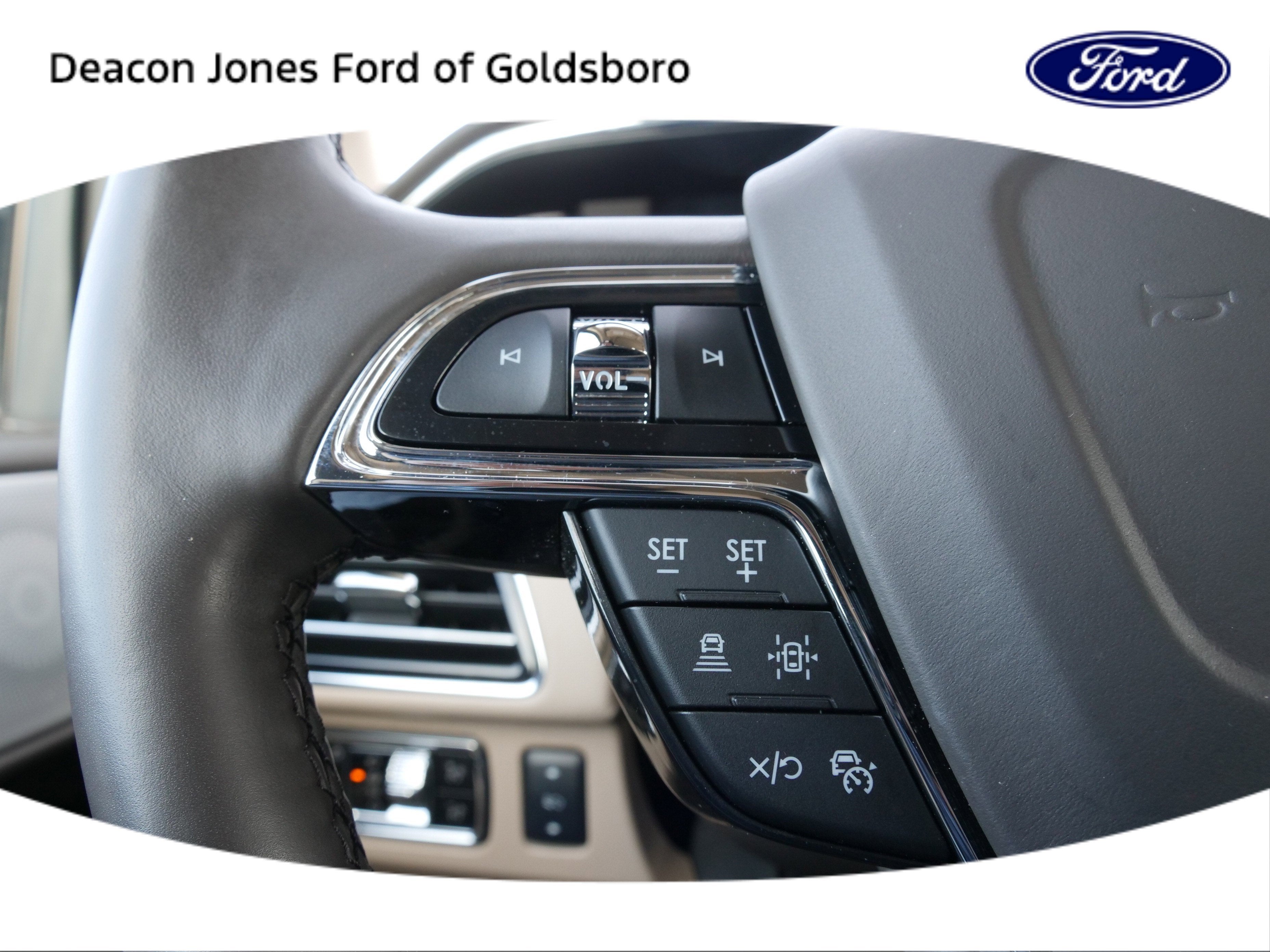 2024 Lincoln Navigator L Reserve