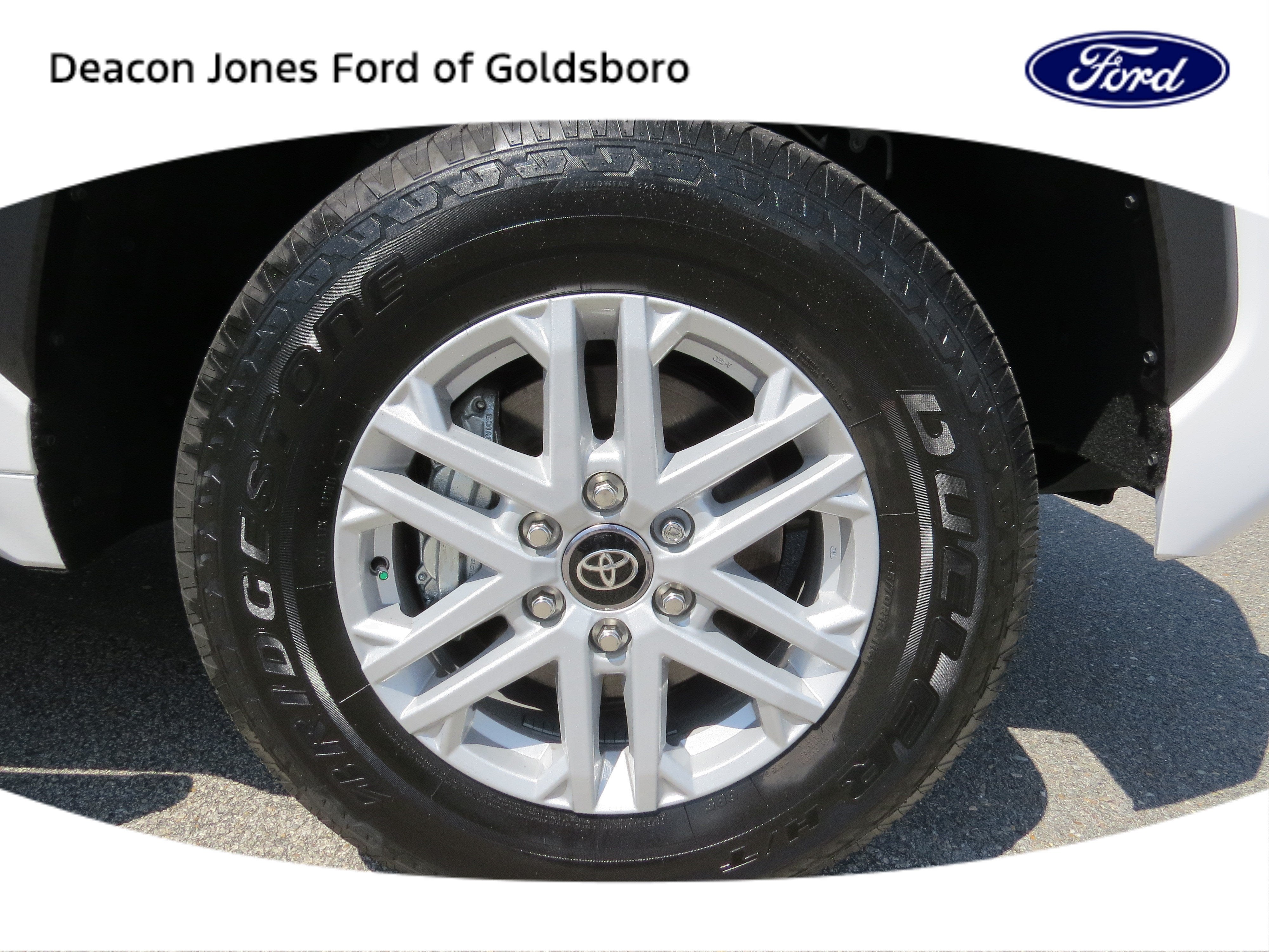 2025 Toyota Tundra 4WD SR