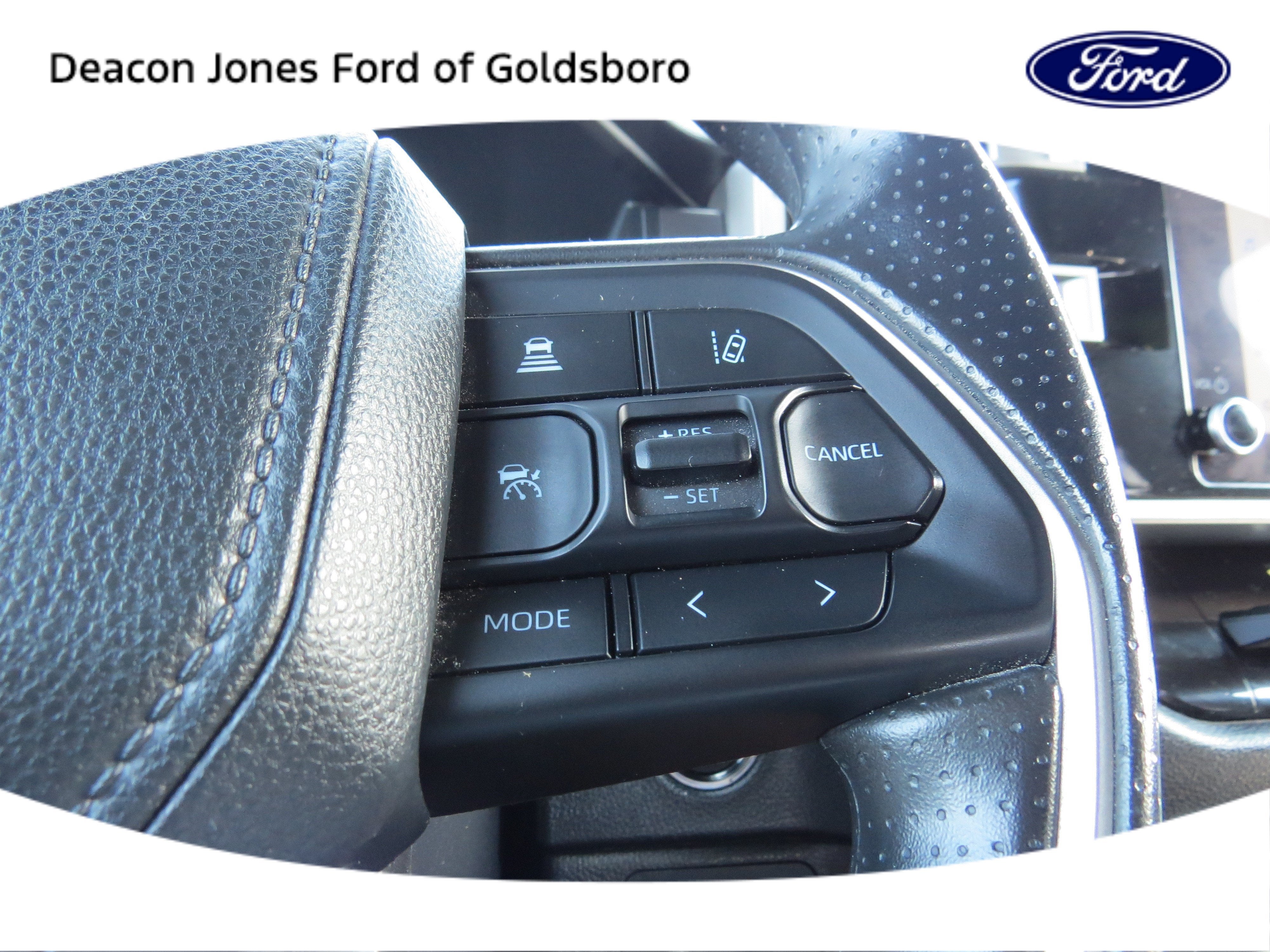 2025 Toyota Tundra 4WD SR