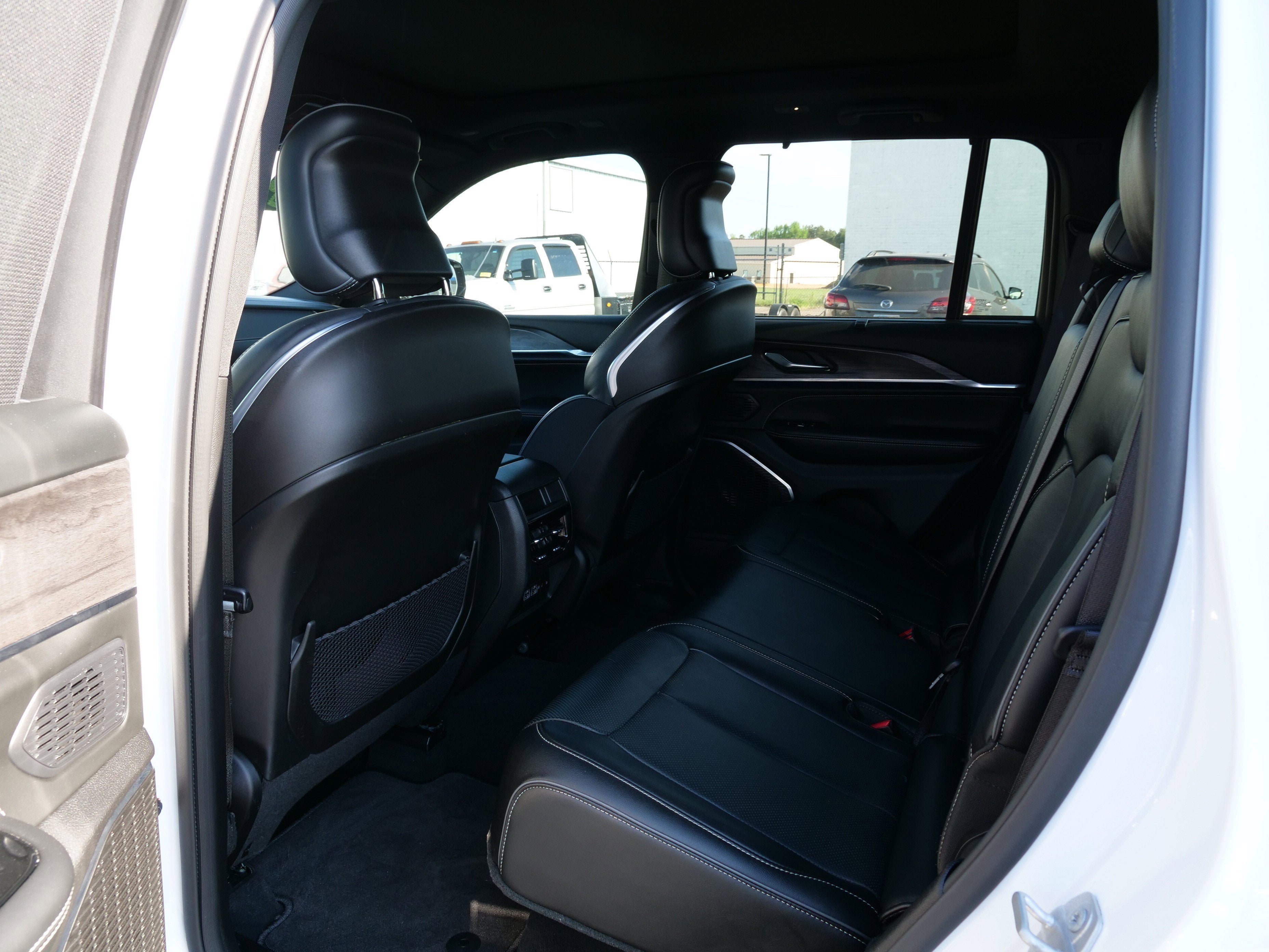 2024 Jeep Grand Cherokee Overland