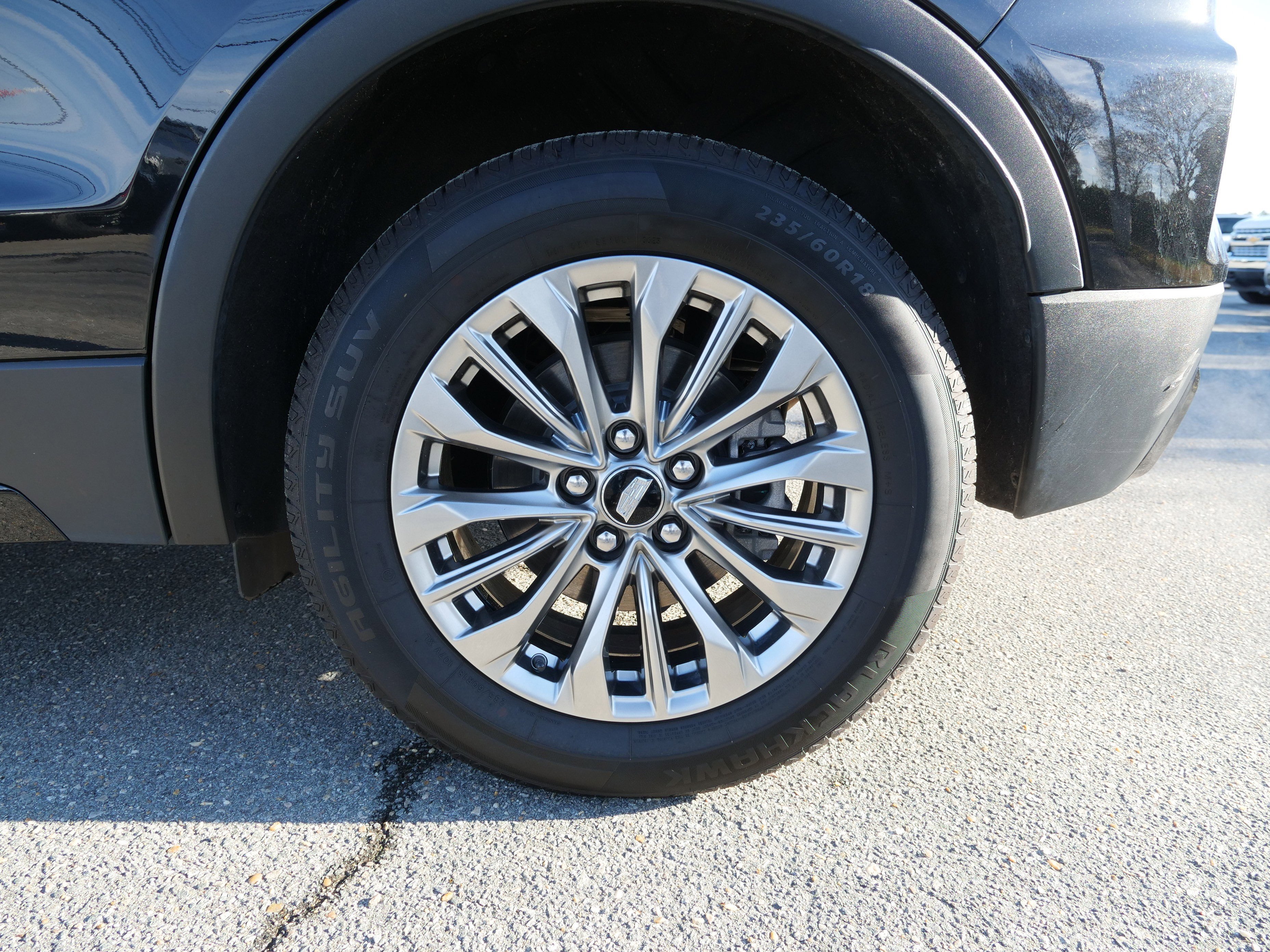 2024 Cadillac XT4 FWD Premium Luxury