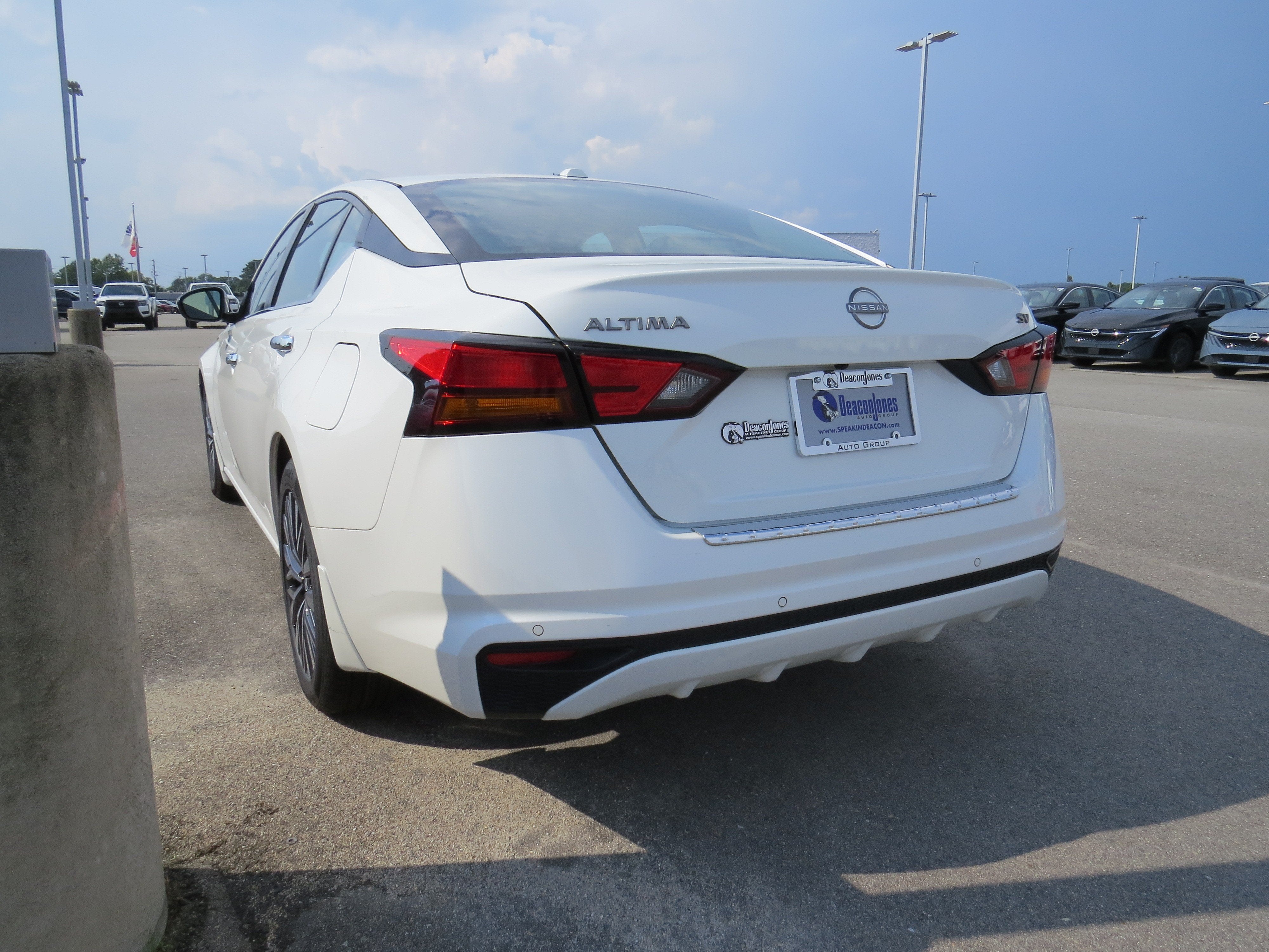 2023 Nissan Altima 2.5 SV