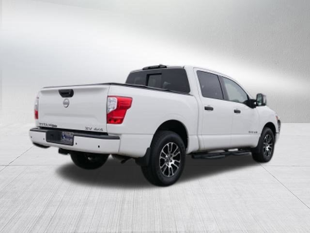 2023 Nissan Titan SV