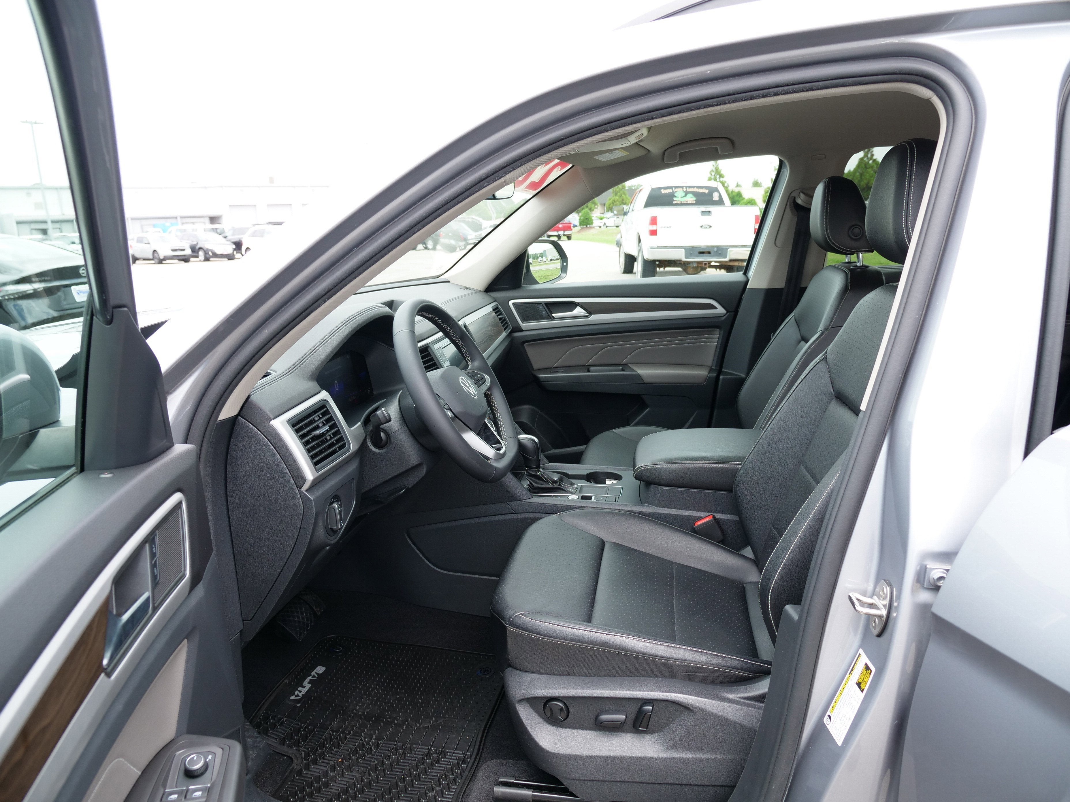 2022 Volkswagen Atlas 2.0T SE