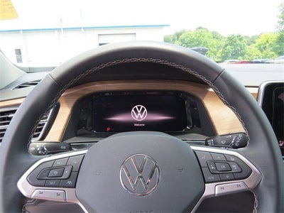 2024 Volkswagen Atlas 2.0T SE w/Technology