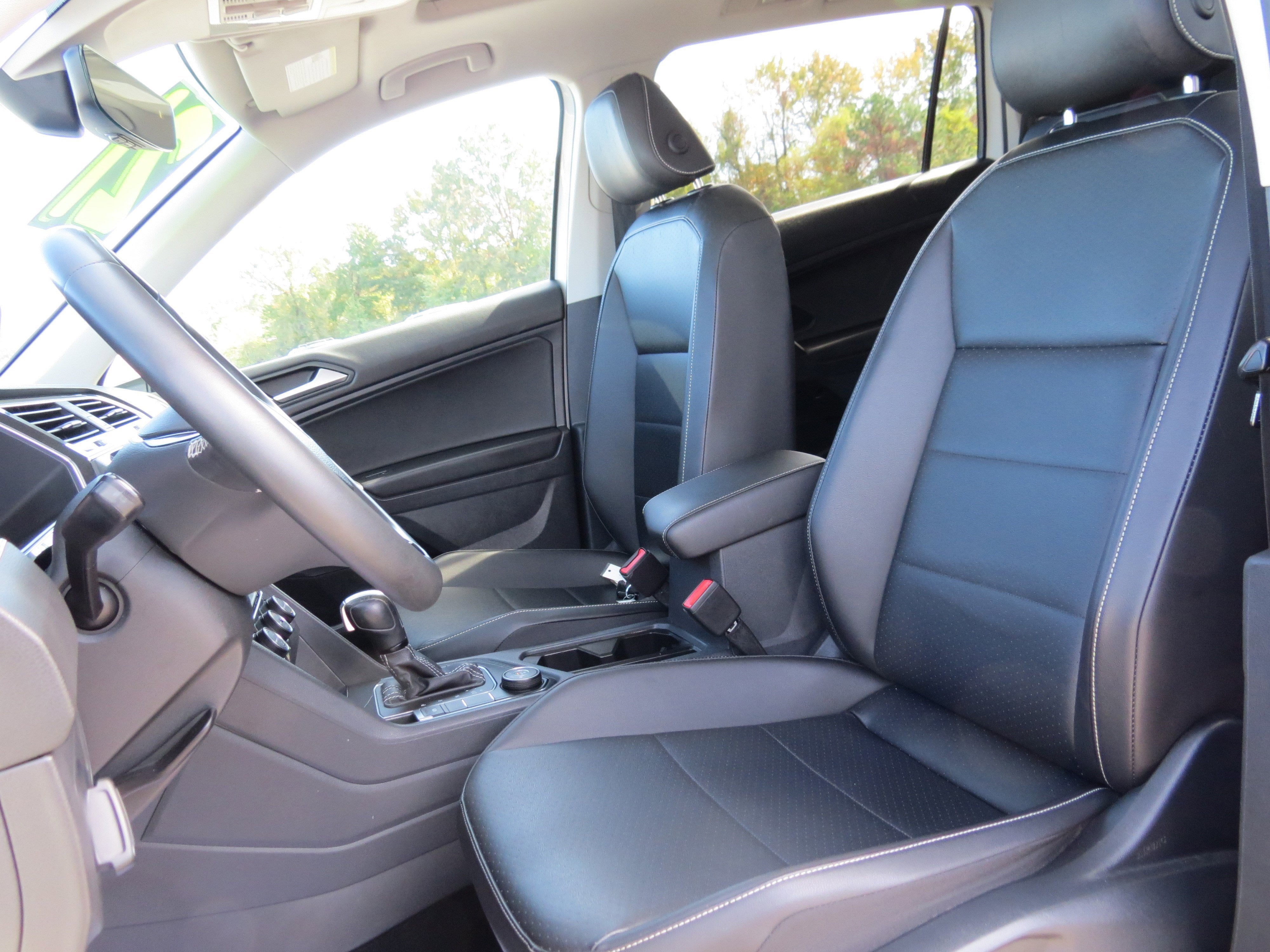 2021 Volkswagen Tiguan SE R-Line Black